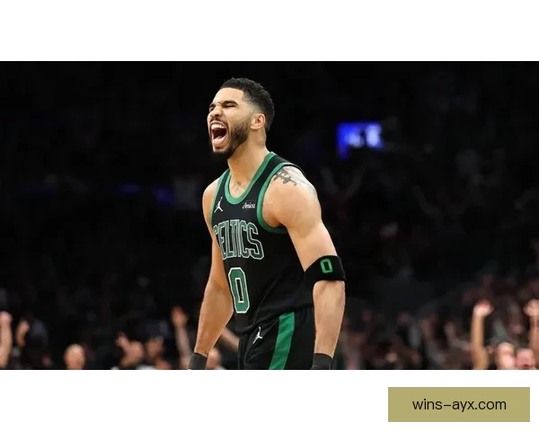 塔图姆三双表现与伯德相提并论 布朗攻防两端表现出色