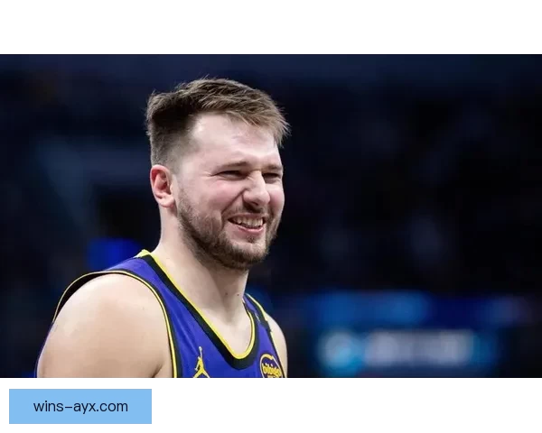 东契奇荣膺生涯第七次月最佳场均37+8+7表现出色 获防守提名
